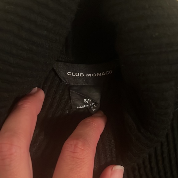 Club Monaco black turtleneck sweater - Picture 3 of 3